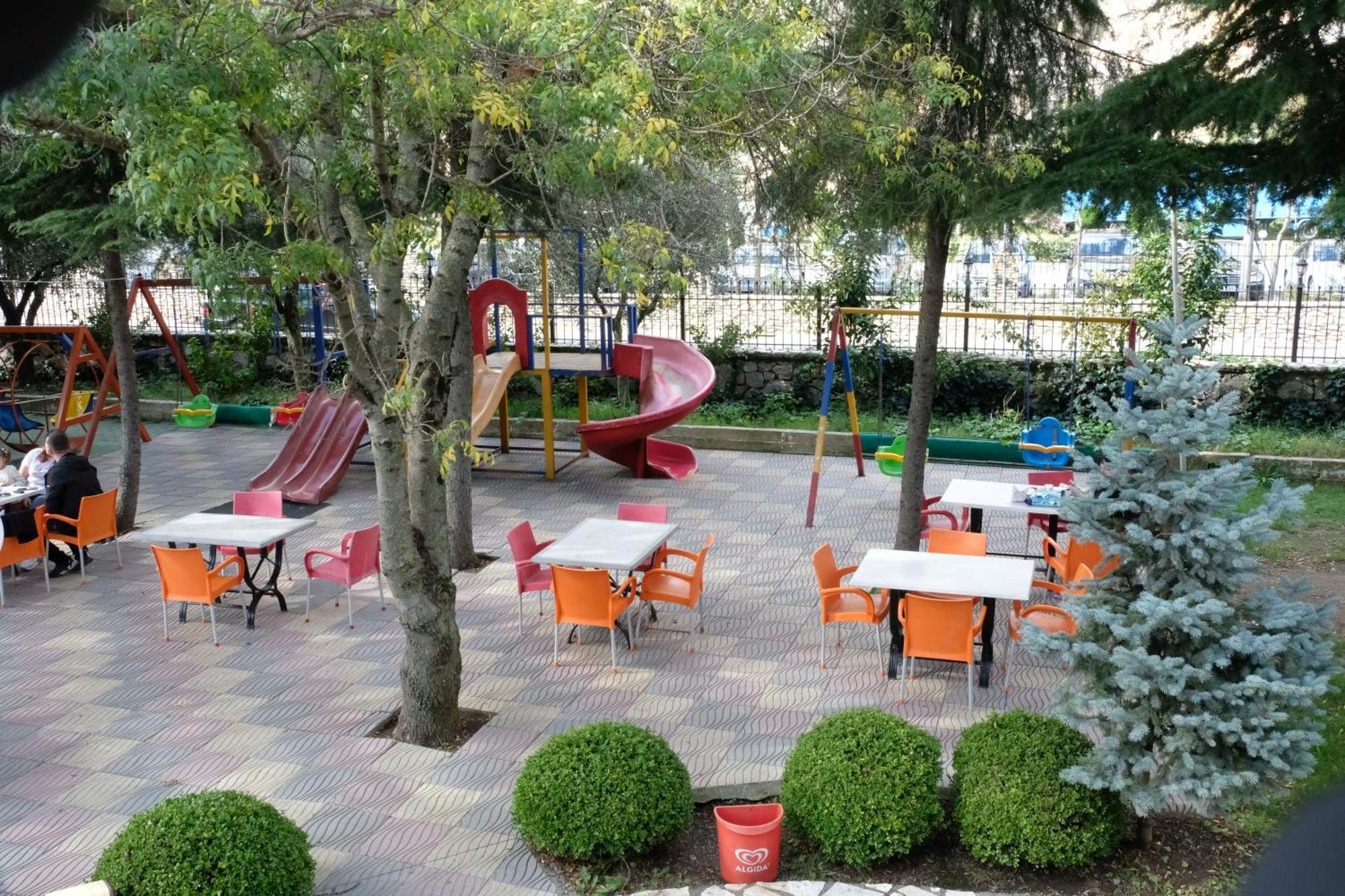 Buna Park Hotel Shkoder Exterior photo