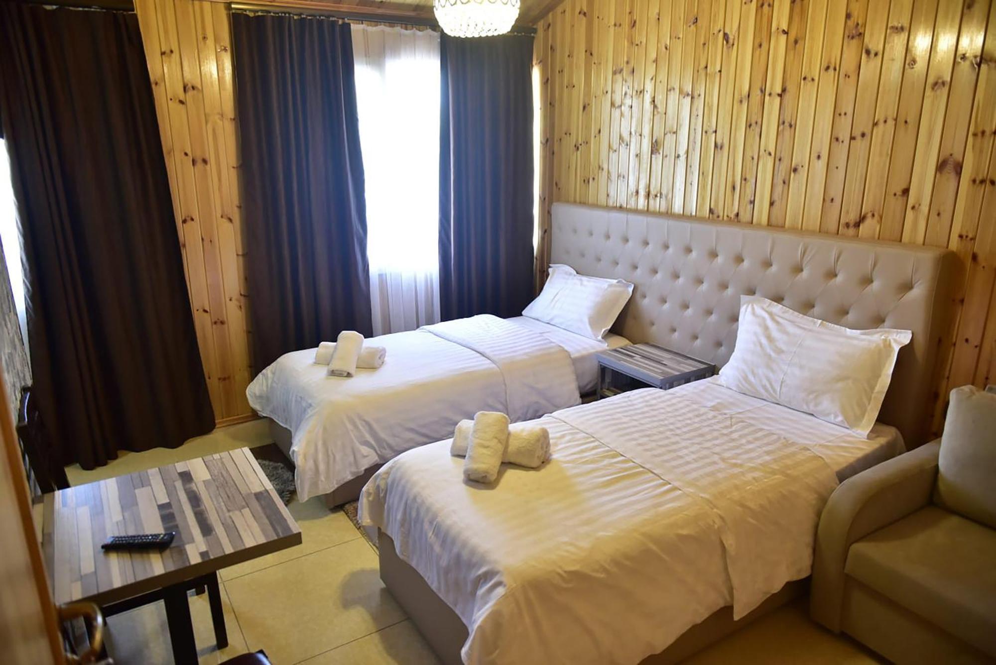 Buna Park Hotel Shkoder Exterior photo