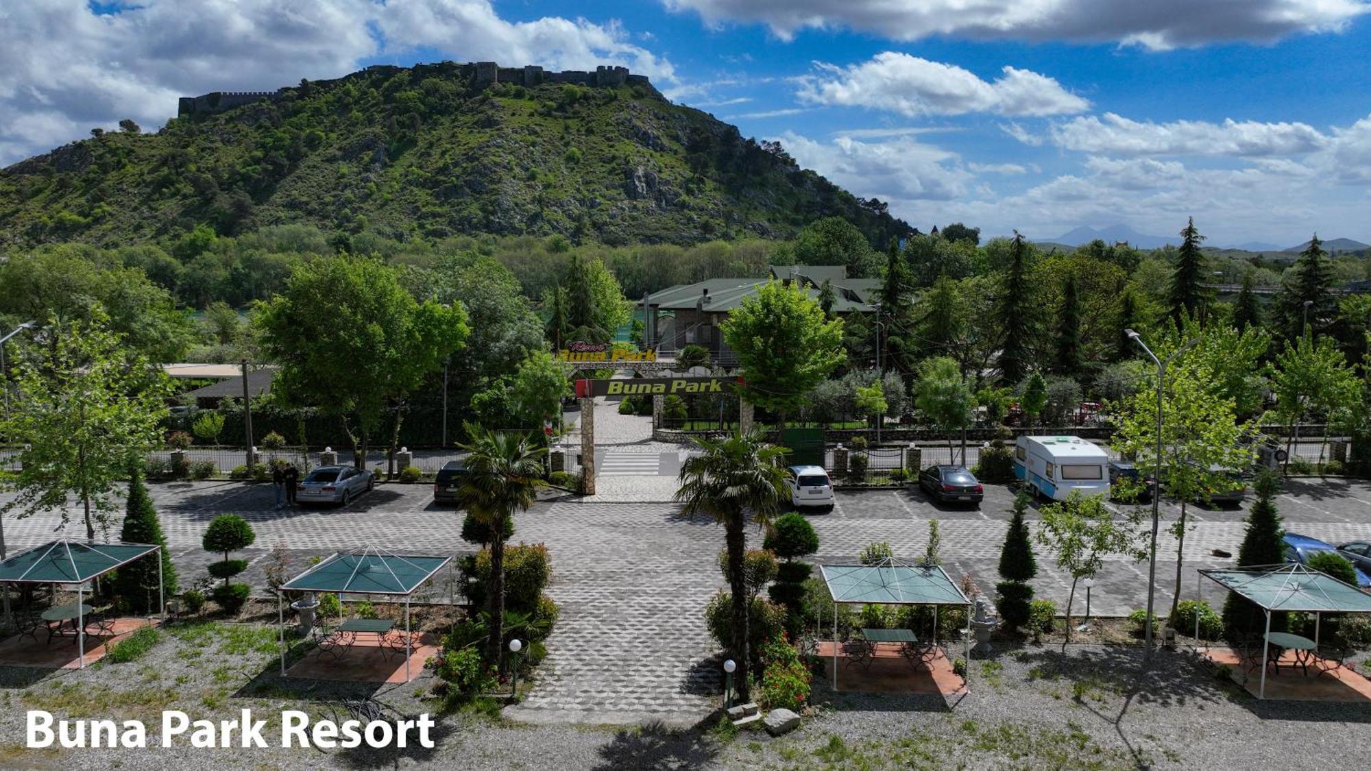 Buna Park Hotel Shkoder Exterior photo